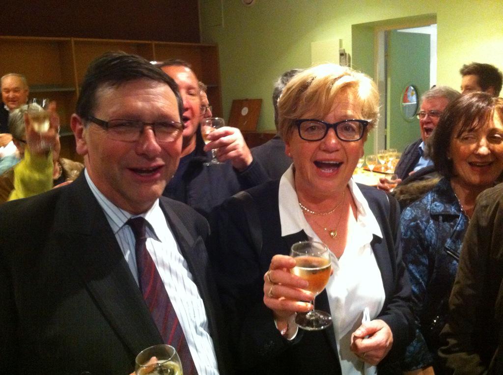 La marseillaise avec Jean CAUWEL 🇫🇷 Merci Jean mon ami. cc <a href="/DuosOise/">Droite Unie Oise</a> <a href="/UMP_60/">UMP Oise</a> <a href="/UDI_60/">UDI Oise</a>