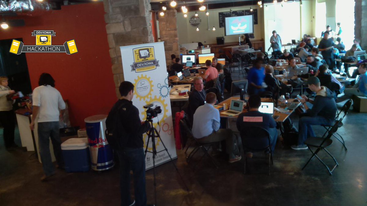 telescopeia's tweet photo. It's about time to show off our work! #hackiowa http://t.co/nWQh1crr3e