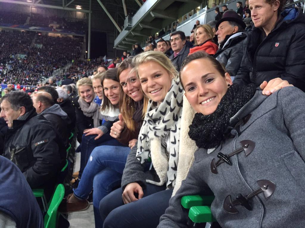 ELS_9_FRANCE's tweet photo. Allez les bleus!!  🇫🇷 @equipedefrance @FFF #FRADAN http://t.co/mTRWray85y