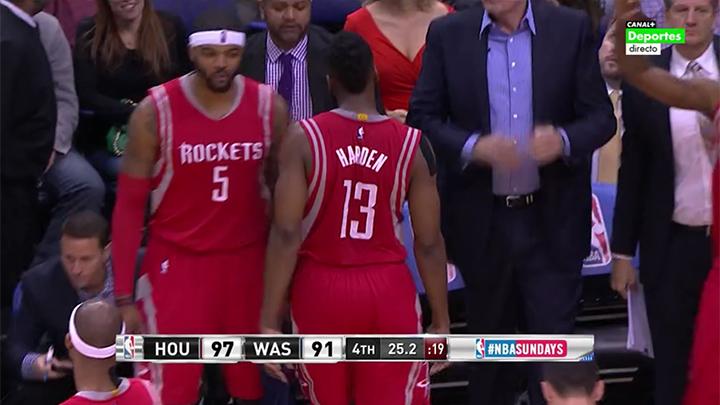 MovistarNBA's tweet photo. Si es MVP es por cosas como estas. Enorme taponazo a Beal cuando #LosWizards se podían poner a 3. 91-97, 25 segundos http://t.co/5BSFk2dXJO