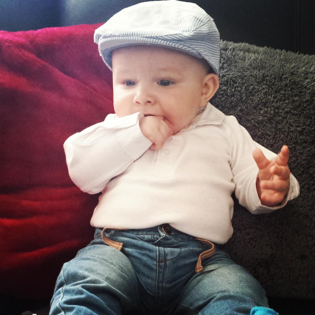 xxxljs's tweet photo. 😍👶 http://t.co/3qHhqEx3Sd