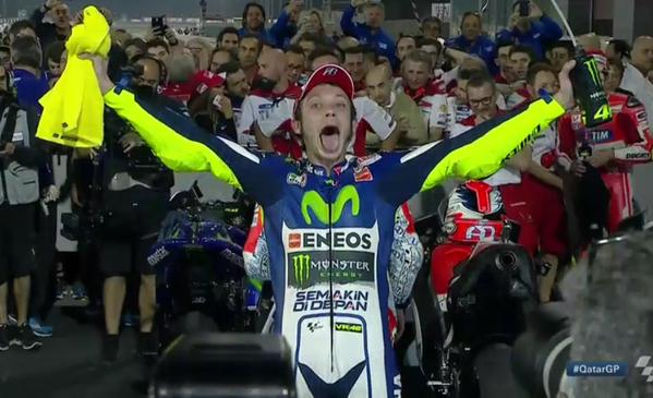¿Es o no es el más grande?  #Victoria109 <a href="/ValeYellow46/">Valentino Rossi</a>