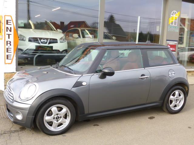 differenceauto's tweet image. MINI Cooper D/2009/131.000 kms/ 9.990 €
( Cuir - Toit pano. - GPS  ... ):  ladifferenceauto.eu #Belgique #auto
