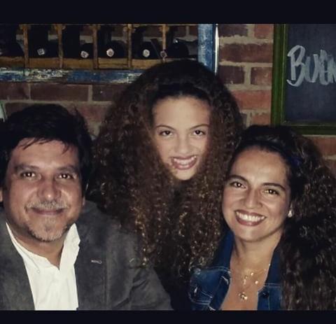 Ivannamusica's tweet photo. ❤️⚫️️🌃BOGOTA🌃⚪️❤️ http://t.co/Bc7ZYFz7Vi