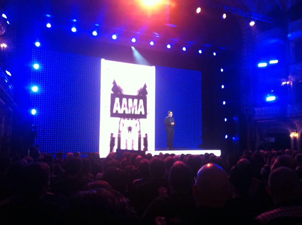 TweetsInFear's tweet image. #DieWurst folgt auf dem Fuße!