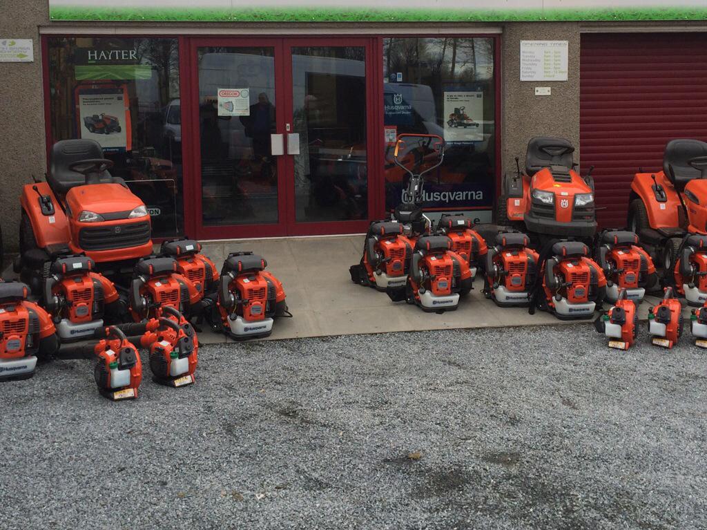 Busy weekend assembling and carrying out PDI on equipment for @ISSLandscaping @HusqvarnaCorp