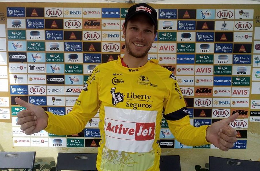 BaranowskiDarek's tweet photo. Brawo! Brawo! Brawo Berni @PawelBernasOffi!
Wielkie Gratulacje @ActiveJetTeam!
#VoltaAlentejo #ActiveJetTeam http://t.co/UU8AF5ftIo