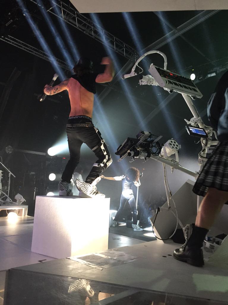TWIT4SHKPNK's tweet photo. Wanna get PONK? @festivalchorus http://t.co/tEB1QVkzeU
