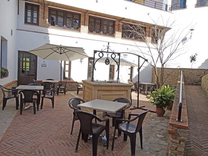 CICMoclin's tweet photo. Ya tenemos nuestra terraza en marcha. ¡Te esperamos! #SemanaSanta #turismo #hostalrural http://t.co/I7CqoRaPrg