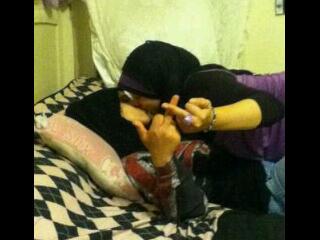 p4kcu_3's tweet photo. yang punya koleksi poto jilbab lesbi... tlong di kirim ke tweet q ya... tq  ... http://t.co/DLhxodbf97