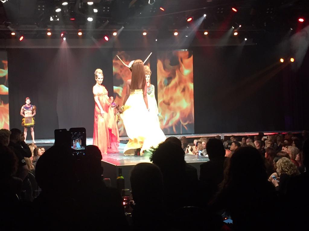 Mooie show FYI the show <a href="/FaroukSystemsnl/">TrendyHair Company</a>