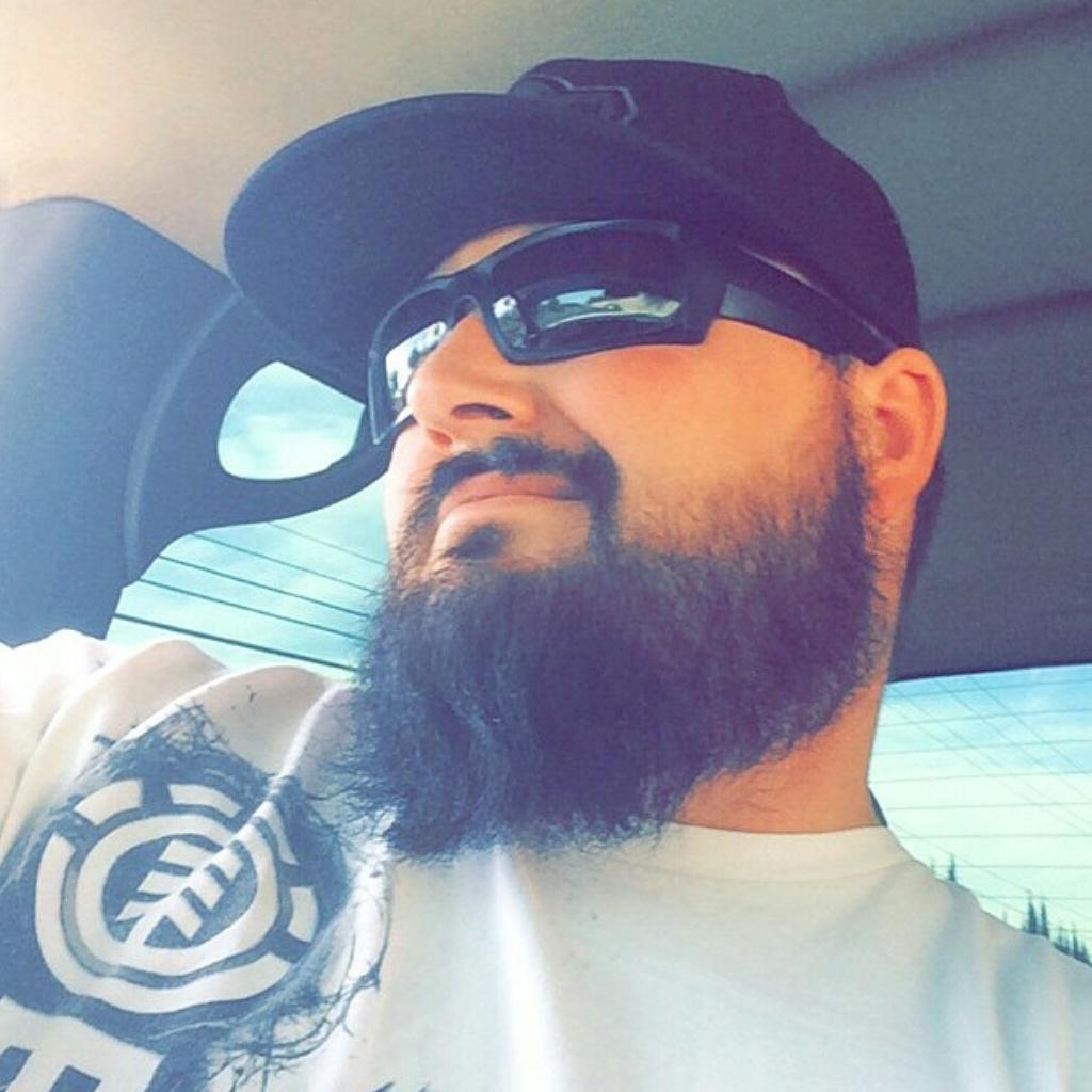 CaliBeards's tweet photo. Sunday Showoff!!!
#beardshowoff http://t.co/bf4lGlTsbg