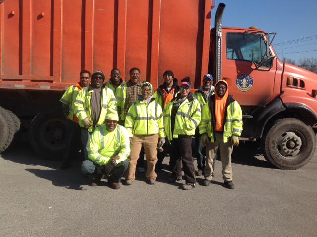 CWCindiFowler's tweet image. Special thanks to the Solid Waste crew who made our #D14 Community Junk Drop off a success! #SWLou #MetroCouncil