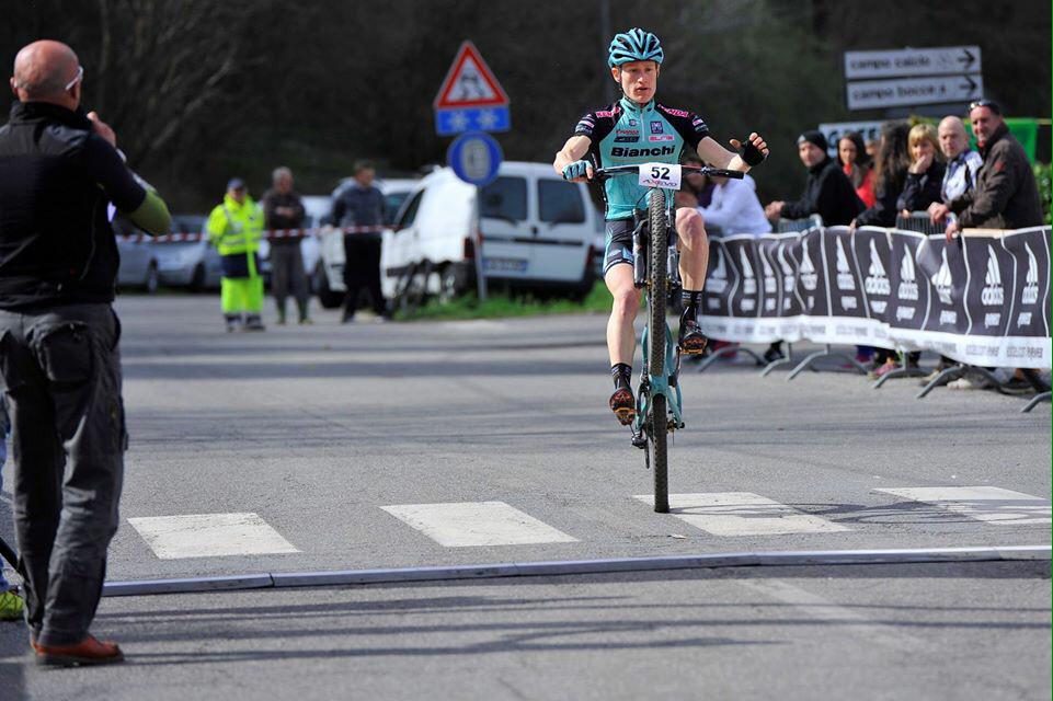 RossiGiorgio13's tweet photo. Good overall victory today in the open category at @BScup15 💪 @BianchiOfficial #Bianchi130 http://t.co/x76EJ5Cyb6