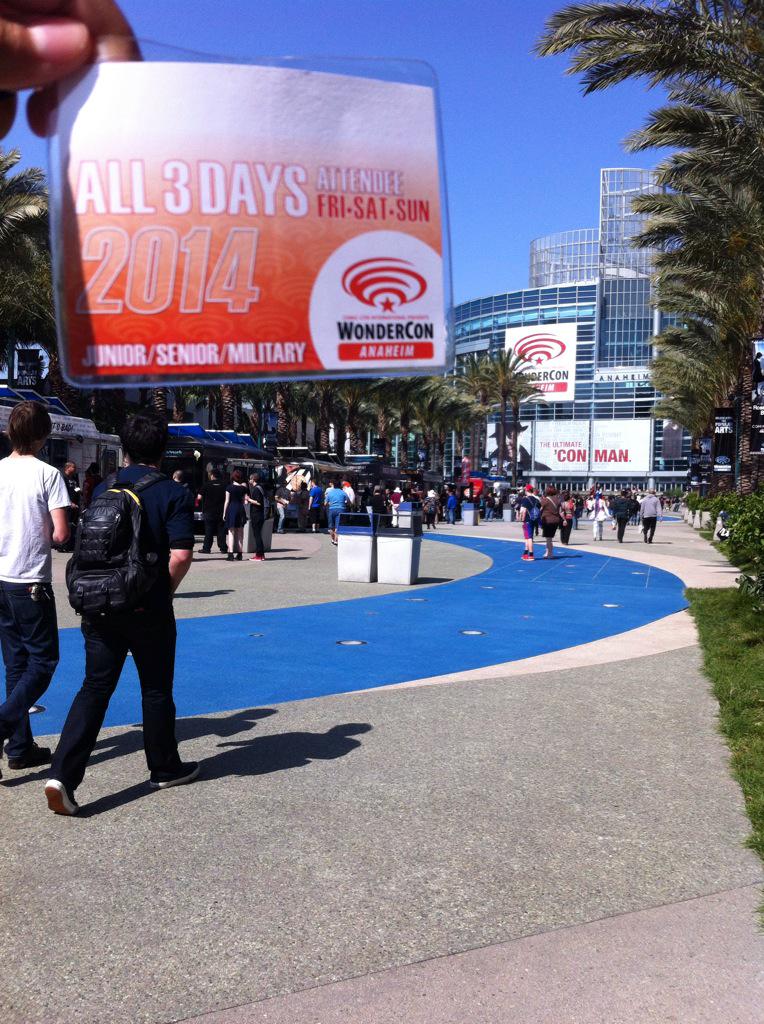 mcfuckensigh's tweet photo. #wondercon2014 http://t.co/lkho2w8wW3