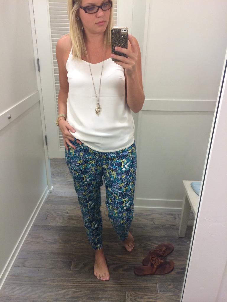 torrey_taylor's tweet photo. Thank you @HannahShmiles for being an awesome employee and dressing me today @LOFT π #obsessedwitheverything http://t.co/sJTrMaUI3T
