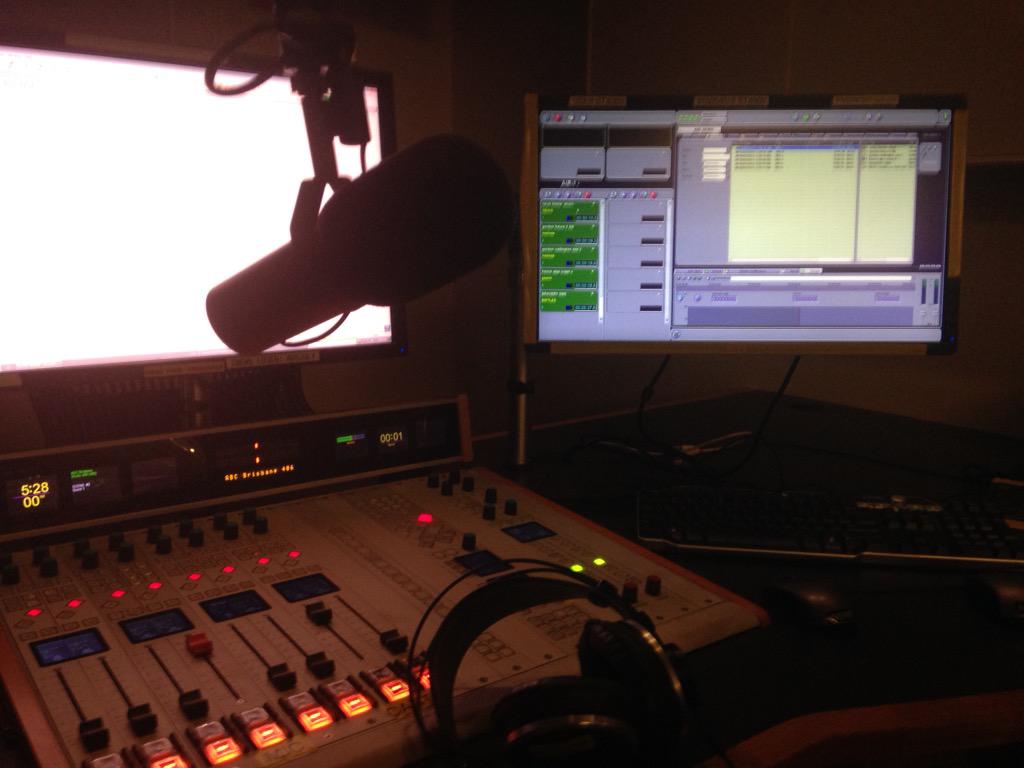 shelleymlloyd's tweet photo. Off we go for another week. @abcnews_qld @612brisbane #studio406 http://t.co/4ubvodaChJ
