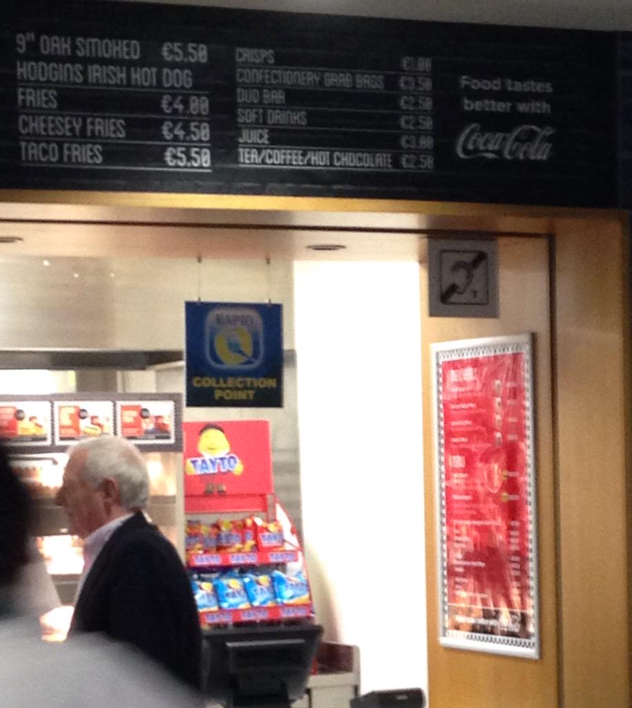 cianer31son's tweet photo. @arghmoe Eamon Dunphy just couldn't resist #RapidQ http://t.co/Iv3pBiW0Np