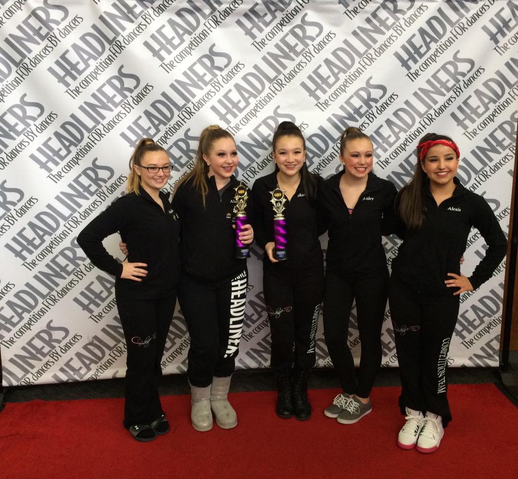 shanaolivero's tweet photo. ended the day on the red carpet with a Gold for both Yoncé and Kill the Lights! so happy and proud❤️👯 @AdagioSOPA http://t.co/DzvP91y1XR