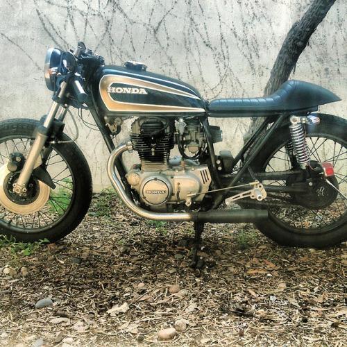 Absolut_Moto's tweet photo. #ForSale #cb360 #caferacer #fullybuilt “lil bitchy”... #caferacer #custom #motorcycle #lifestyle #brat #wild http://t.co/QJeaLhFZGH