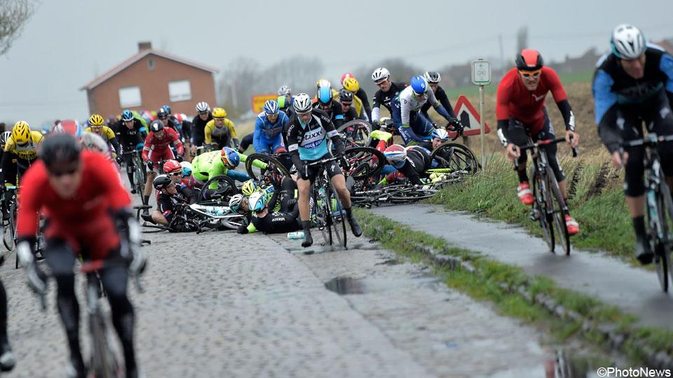 sporza_koers's tweet photo. IN BEELD: De veldslag in Flanders Fields http://t.co/6PwScCgjKB #gw http://t.co/t8zZD0VPTF
