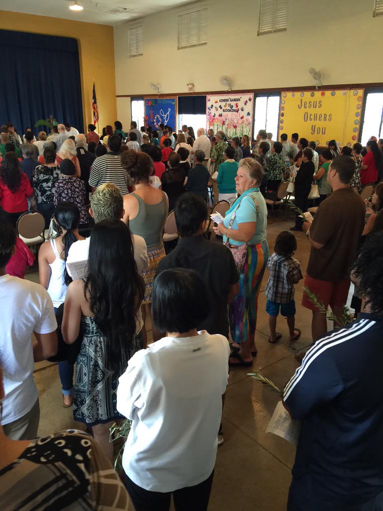 stmichaelhi808's tweet photo. Palm Sunday Service #blessed #stsmichaelpeterpaul http://t.co/z69d74g4MO