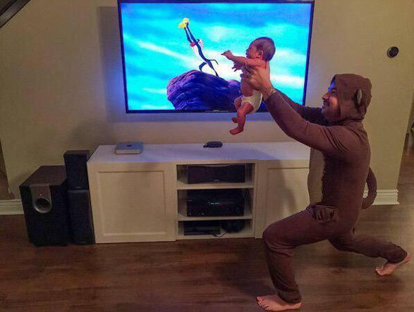 CauseWereGuys's tweet photo. Me as a parent http://t.co/mS5slJMjyv