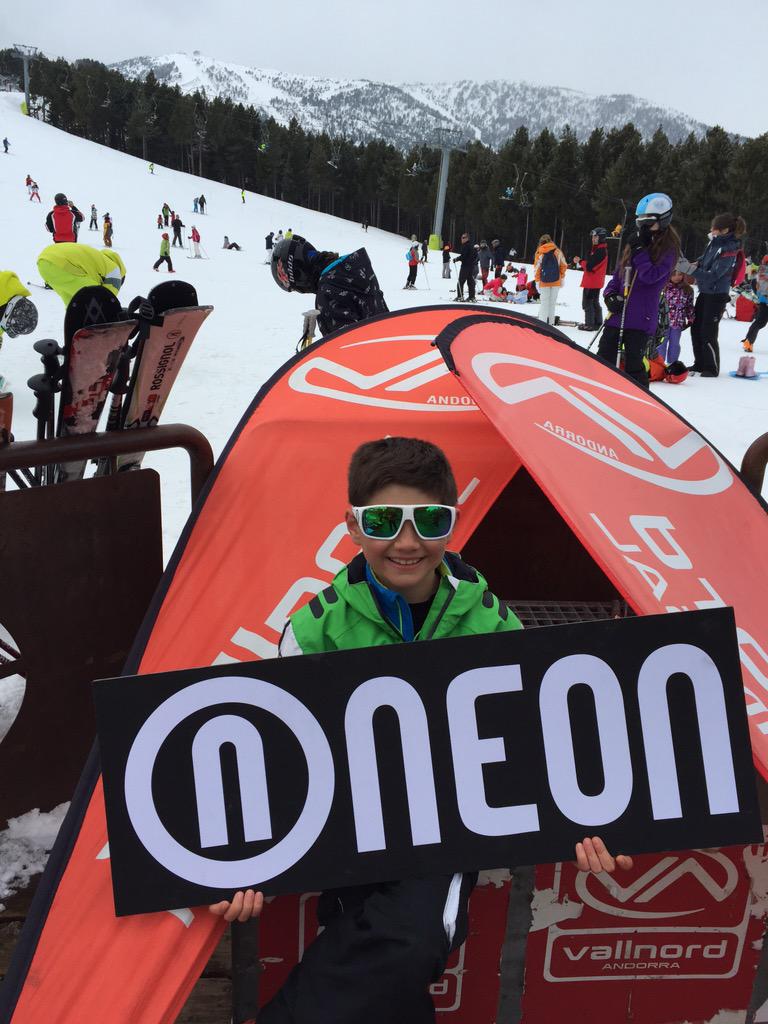 AleuMark's tweet photo. @Neoniberia @neonoptics snow time!!!!😎 http://t.co/2mmxJd1GUH