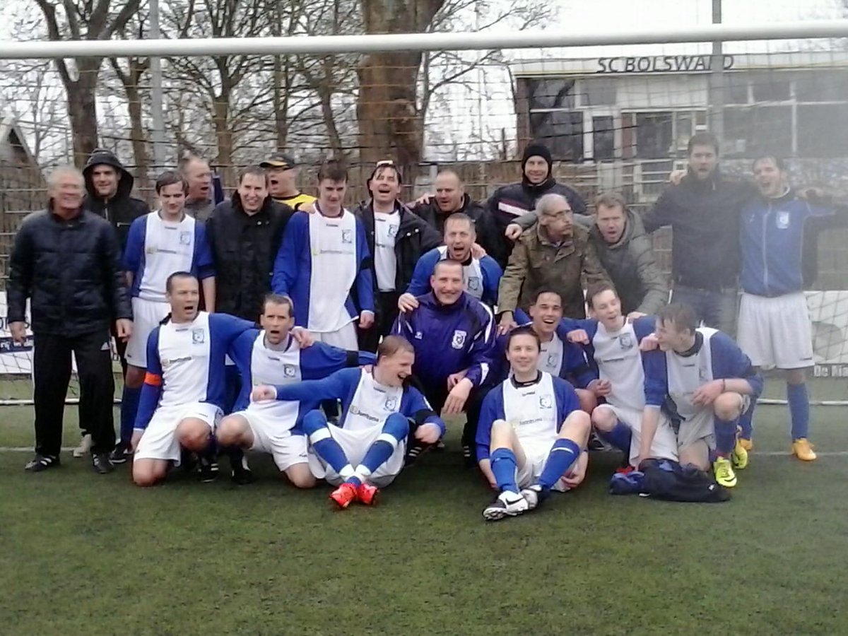 AnCatWe's tweet photo. En alweer konden de mannen van #resbolsward drie punten noteren. Nu al 31 punten!!!!! KLASSE mannen http://t.co/piMeKgwaBd