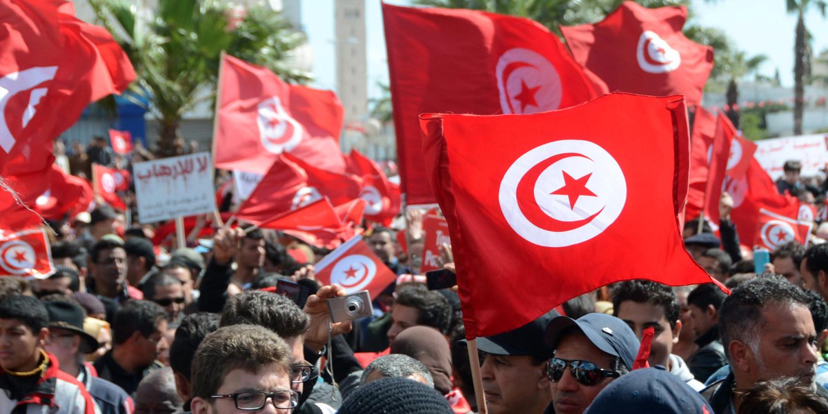 World leaders join thousands of Tunisians in march against extremism huff.to/1MkFcxV