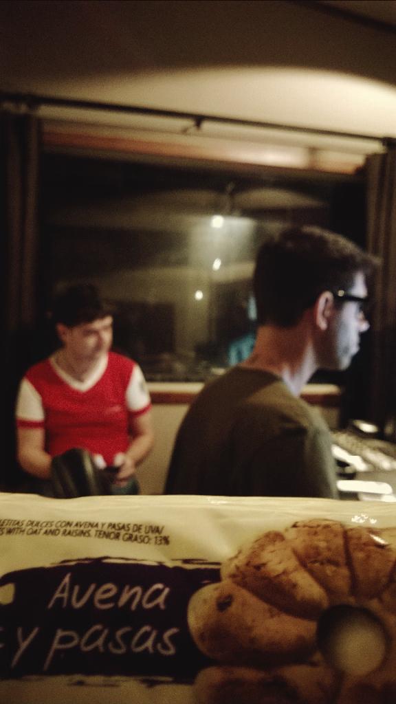 <a href="/Lb_records/">Lb records</a> - Tincho  &amp; <a href="/FabianLavelli/">Fabian Fava Lavelli</a>  - Lenon &amp; Mc Cartney - Avena &amp; Pasas. La historia del rock en binomios.