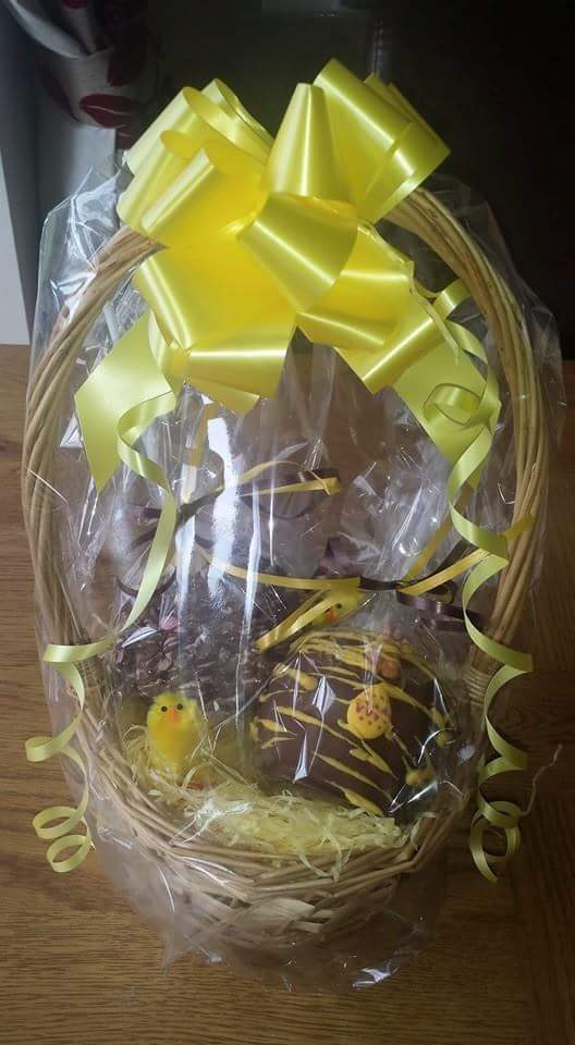 apples_gourmet's tweet photo. The perfect gift for their Easter basket!....or the perfect Easter basket!! They will be grateful!! 🐇🐣 http://t.co/2ZIXDbWfyy