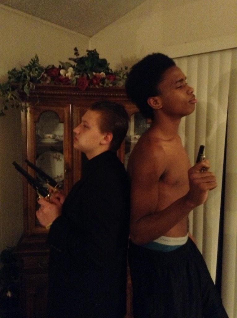 giovanniortolan's tweet photo. @itsdoubledayhoe thuggin http://t.co/IYwQbtb8hK