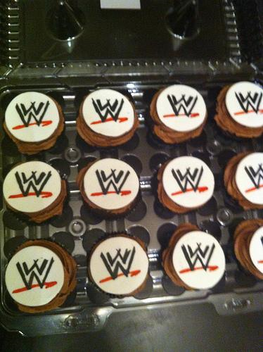 paddypower's tweet photo. MAKE IT HAPPEN PEOPLE! MAKE IT BLOODY HAPPEN! #WrestleManiaSnacksForPaddy @WWEUK http://t.co/Q1KWy8KvSO