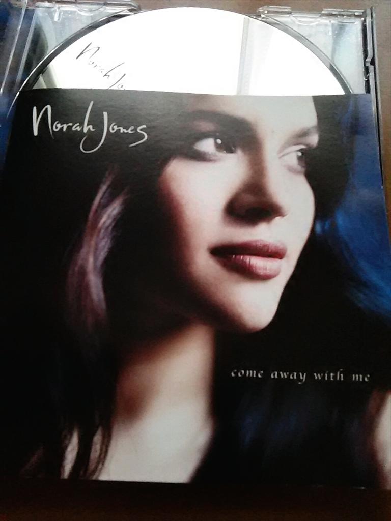 Happy BDay!! Norah Jones Norah Jones - Don\t Know Why (Live in Amsterdam):  