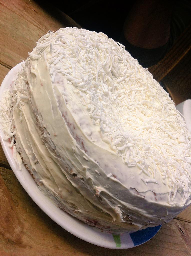 gisimagen's tweet photo. Este sí es el #PastelDeLaAbuela ¡que nostalgia! Gracias @Ilse_Mendez @rpmalumendez @saulmendez @pitystruch @pepe_000 http://t.co/WNBtrsRJW9