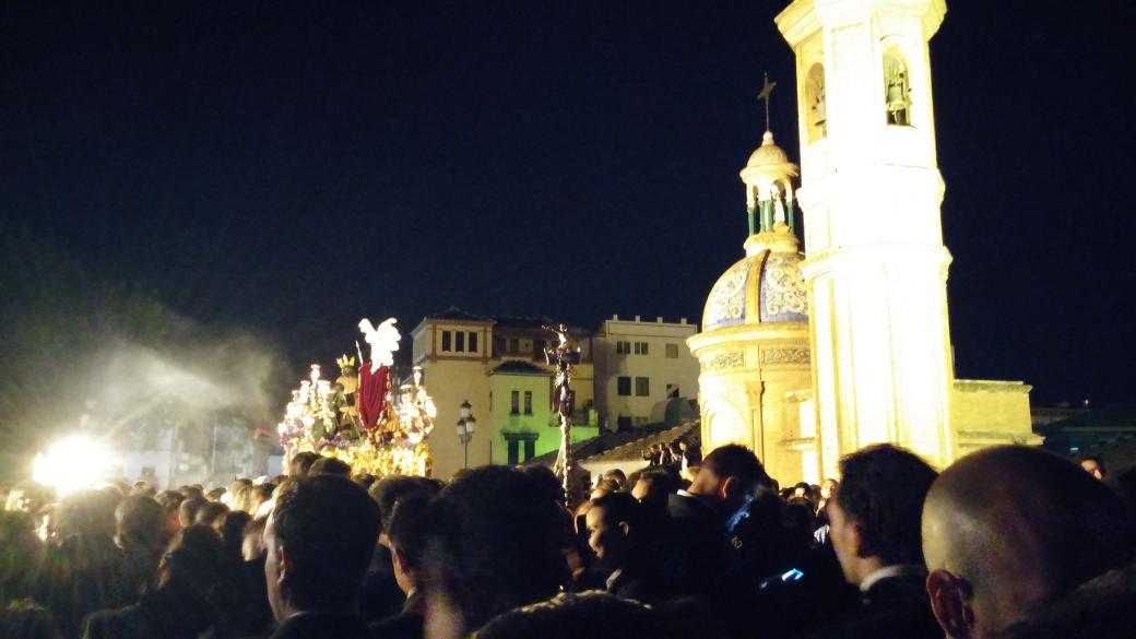 1PianoPresent's tweet photo. Y estamos en Triana, esto se va acabando, lástima que lo bueno se acabe tan pronto y toque esperar 1 año. #PAPSS15 http://t.co/HECifNumHK