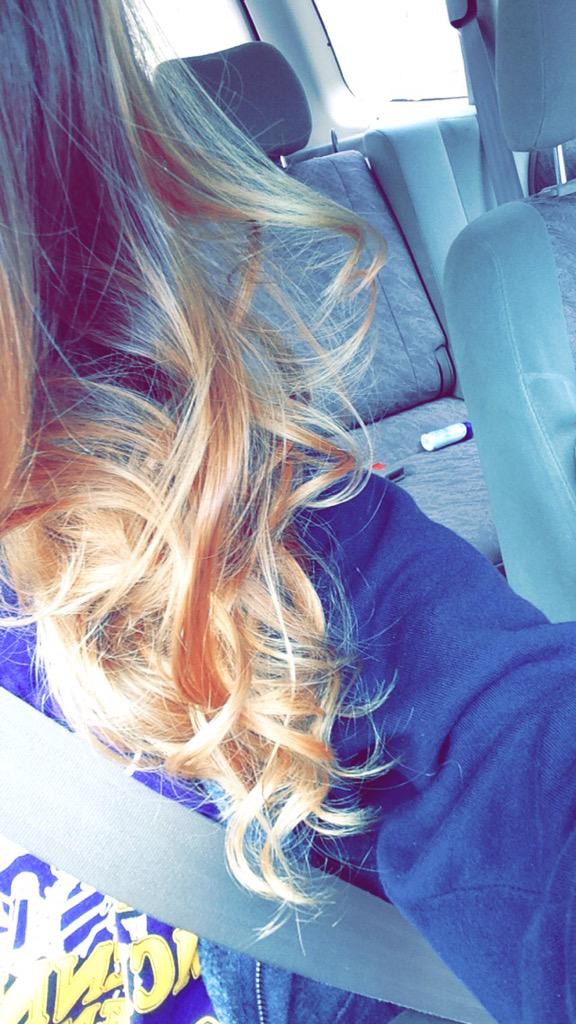 devsfit's tweet image. New hair is soooo blonde