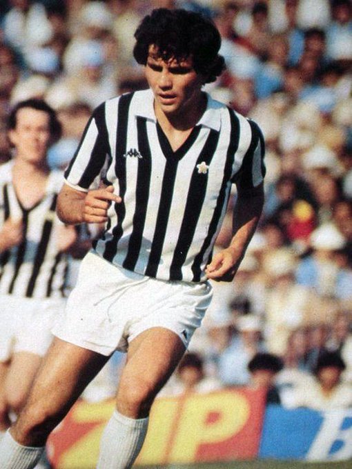 View image on Twitter