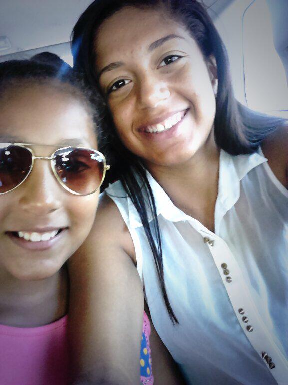 MaolisBatista's tweet photo. Sister http://t.co/6yXj3TMYKb