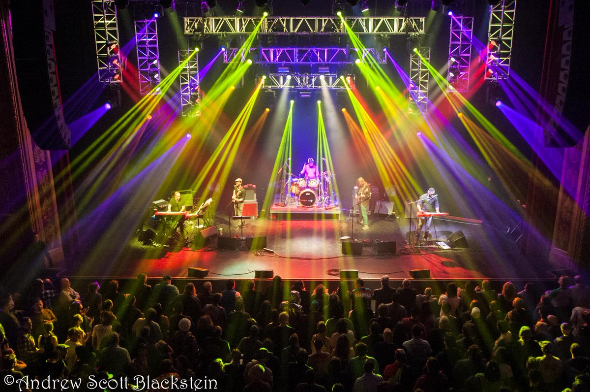 JamBase's tweet image. Review &amp;amp; Photos: @BKreutzmann &amp;amp; The Kids + Robert Randolph Europe 72.0 @CapitolTheatre  bit.ly/1He9LOY @rrtfb
