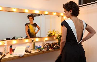 De Mariana Lima, sobre personagem: 'Nunca me apaixonei pelo analista'. glo.bo/19xBeQ9