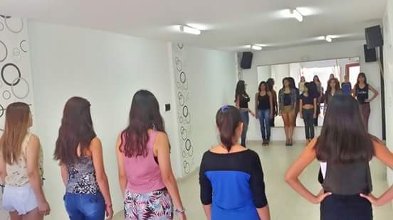 ngmodelscatamar's tweet photo. Espectaculares las clases en el #CursoModelo de #NG #EventosIntegrales nuevo curso en breve http://t.co/cyWFtrD16u