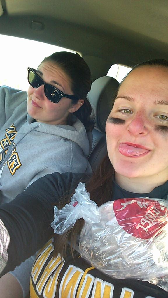 RedStitches16's tweet image. #framfan #1it was a good day @mecosta12