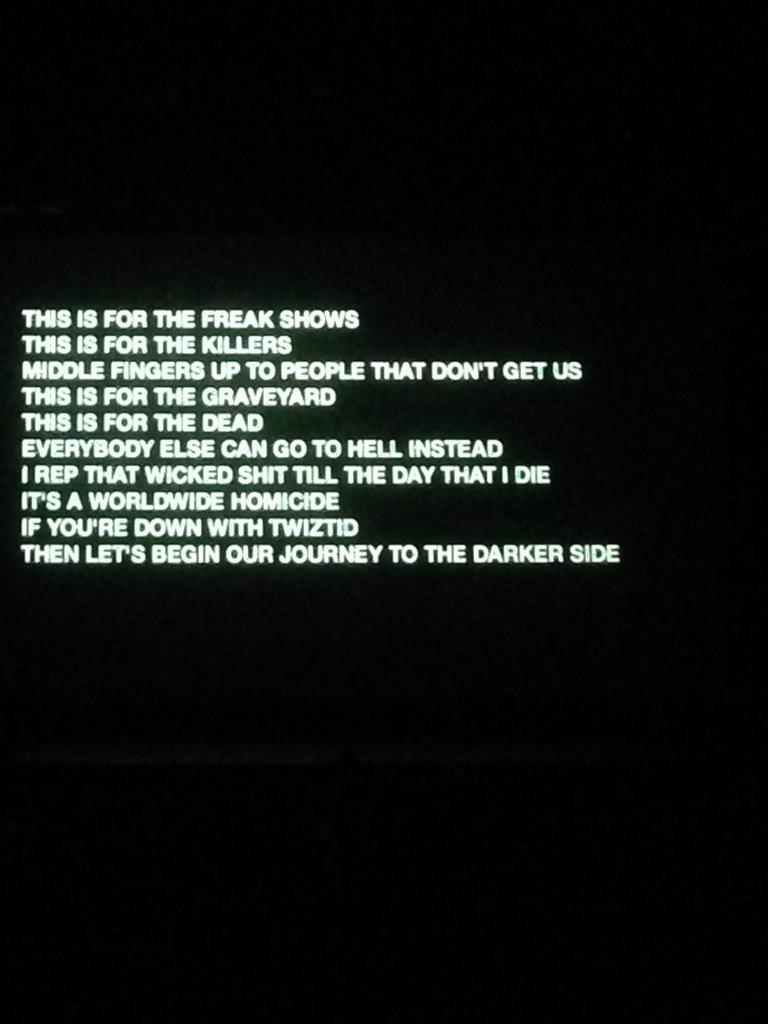 afro_wit_eyes's tweet photo. Fuck you. Fuck them all. http://t.co/P30CFbjQcZ