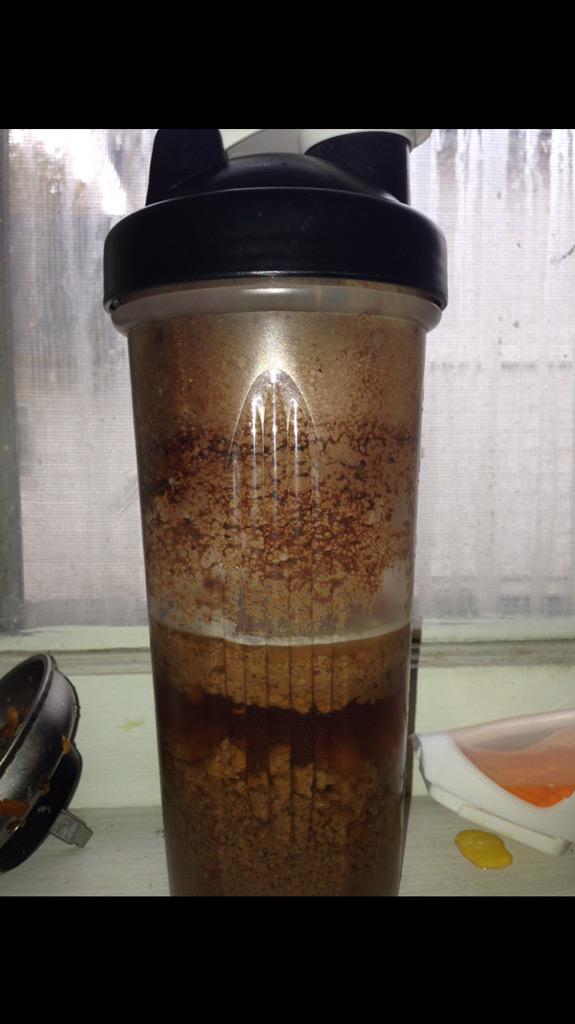 ShakerSavers's tweet photo. This Shaker isn't Half Empty or Half Full... It's just absolutely filthy. #realist #wecansavethat http://t.co/dINpvV1P4T