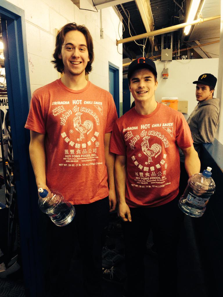 beautron6000's tweet photo. The Sriracha Brothers.  #2.2L http://t.co/TIweTr3ZTg