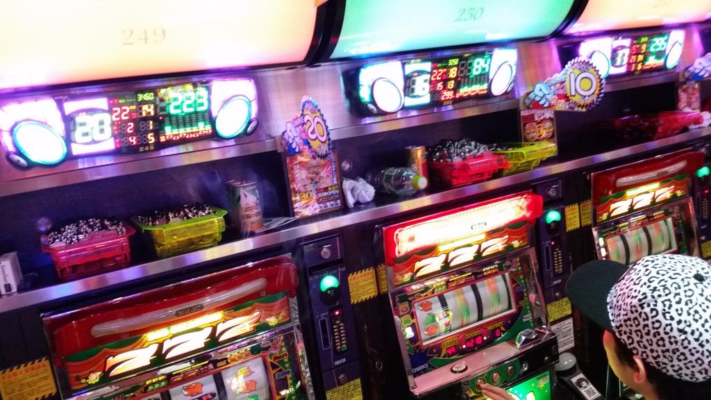 ちなみに、本日サブ機種とジャグが強いw