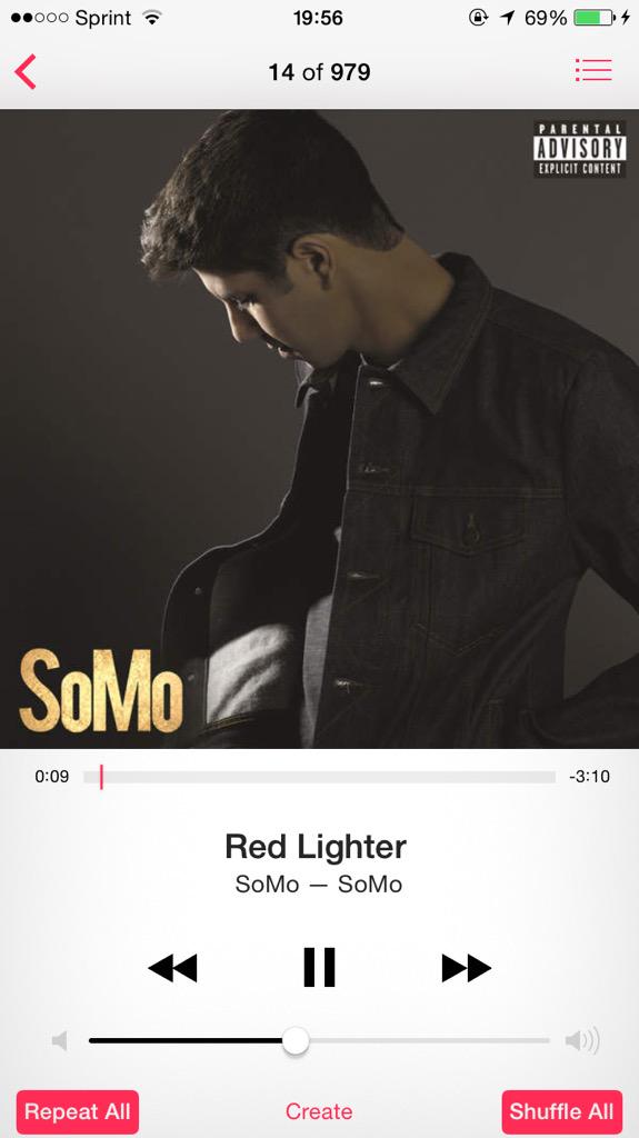 taehyoongi93's tweet photo. This song ❤️🎶 @OfficialSoMo #SoMo #RedLighter http://t.co/U8ZeFNsQiK