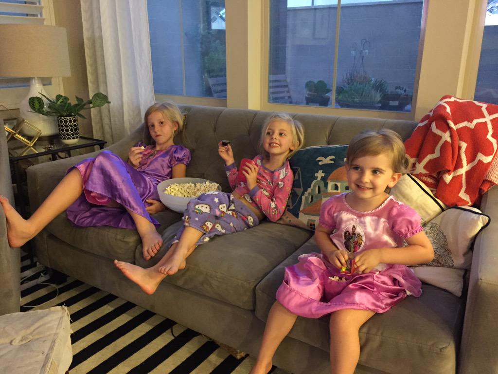 dustinkensrue's tweet photo. Apparently it's the 10 yr annv. of the old @OfficialThrice DVD so the fam is watching #ifwecouldonlyseeusnow #popcorn http://t.co/UUG5h1KnK7